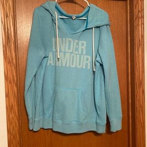 Women’s under Armour sweatshirt size large